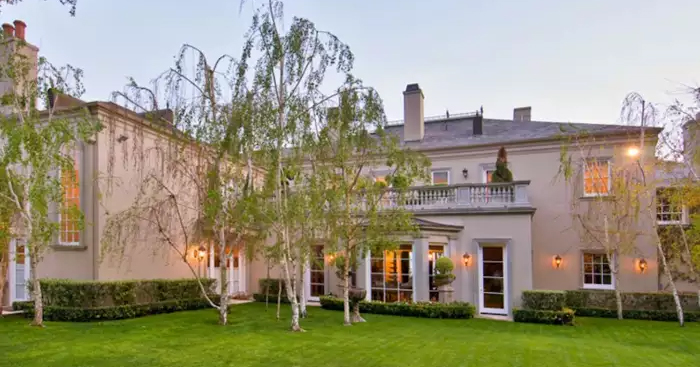 halaman rumah elon musk