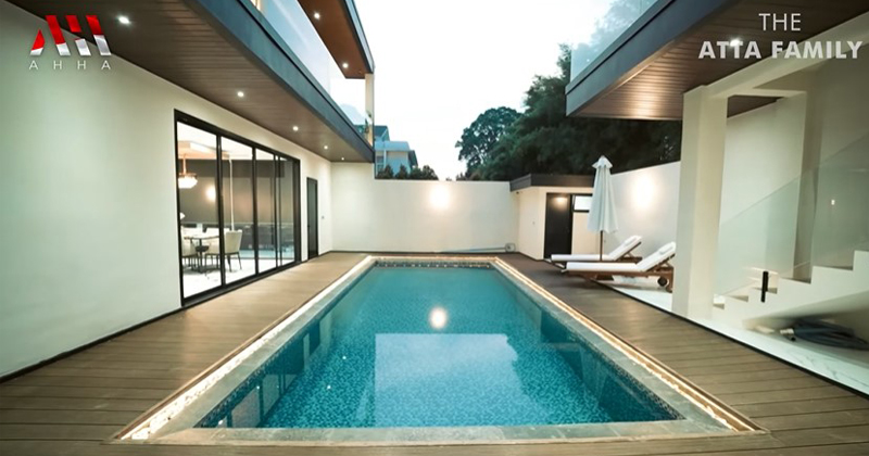kolam renang estetik ala villa