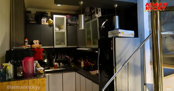 dapur monokrom